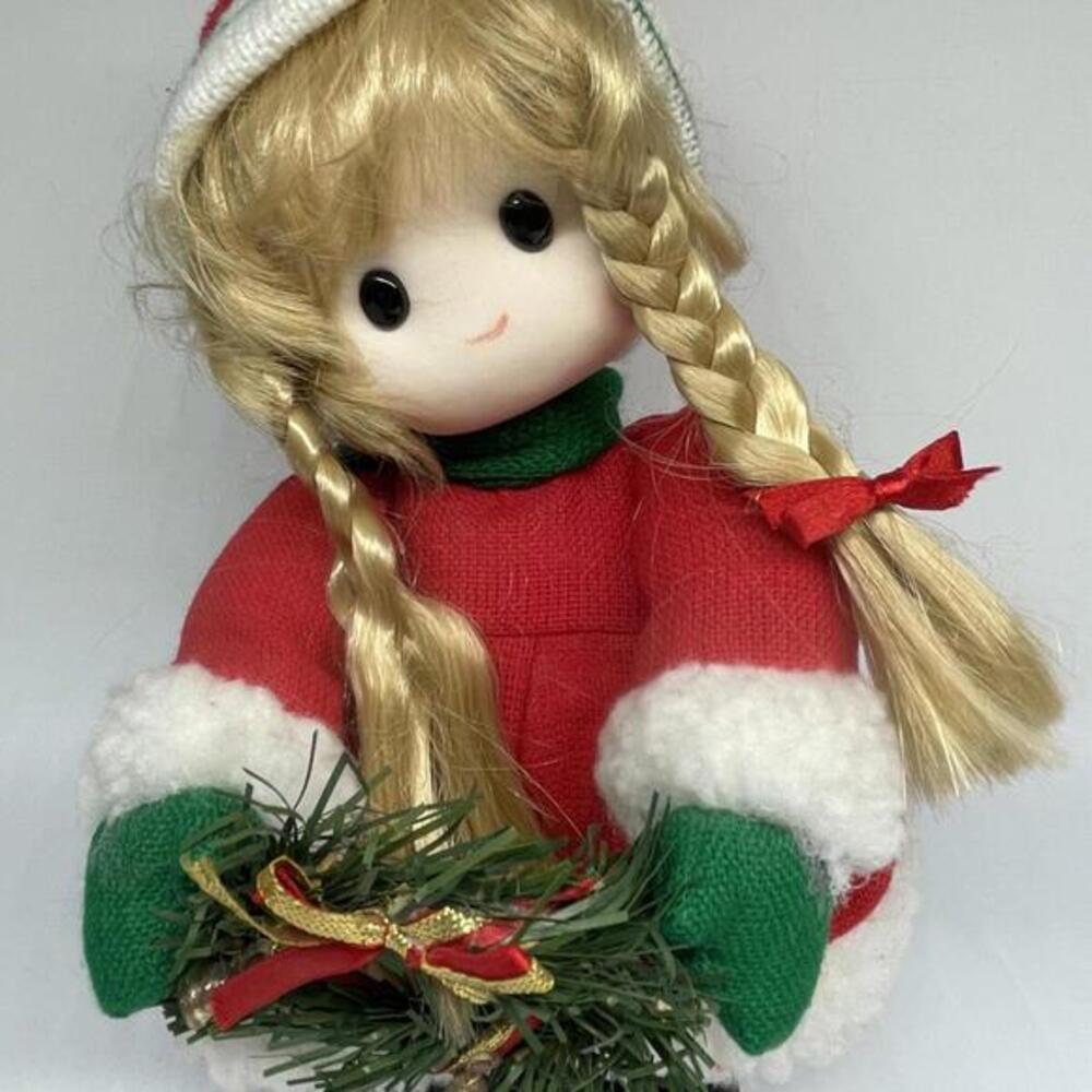 Christmas Girl 10"β Music Box Doll Head Moves Plays Jingle Bells Terrys Village